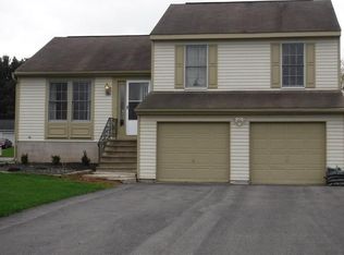 6338 Lackawanna Ln, Cicero, NY 13039