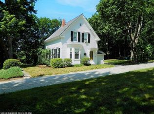 16 Hillside Ave, Harrison, ME 04040