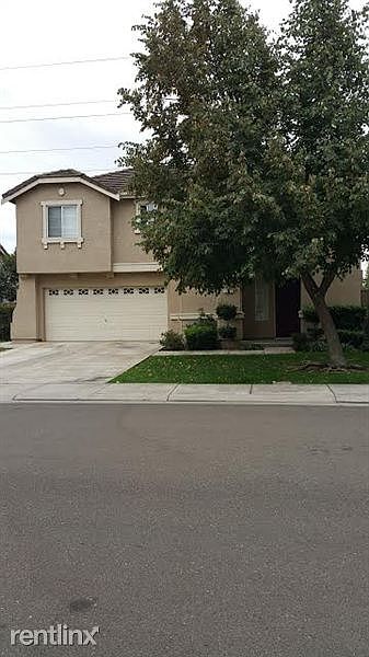 3717 Bridlewood Front