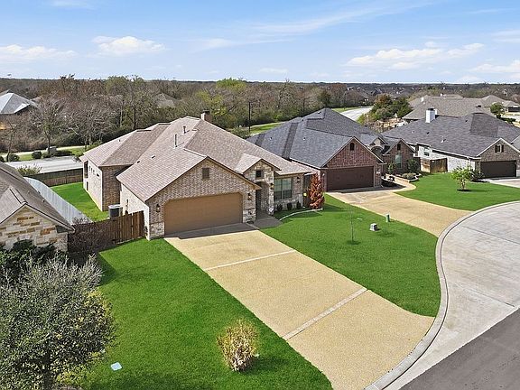 5th image of 3516 Foxcroft Path