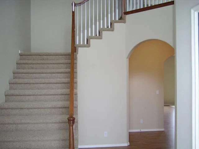 2666 E Thrush Dr — Photo 3