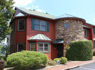 2044 Hickory Ridge Way #326, Sevierville, TN 37862