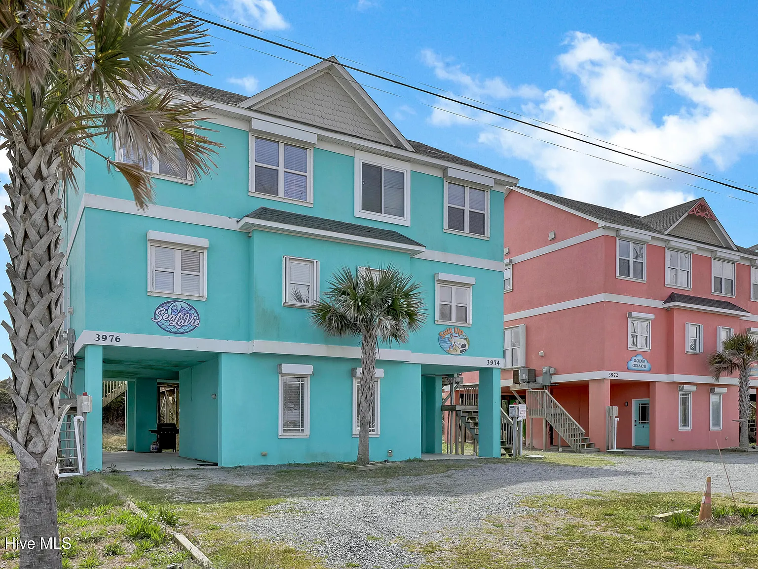 3 bed, 2.5 bath, 1500 sqft, $3,800 — Photo 1
