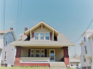 2621 4th St NW, Canton, OH 44708