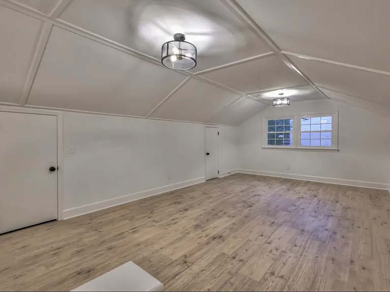 1211 Arrowhead Dr — Photo 32