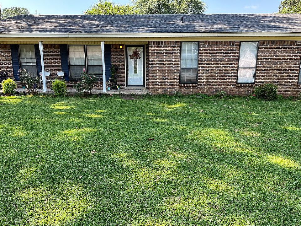 1st image of 1401 Bluebird Hill Dr