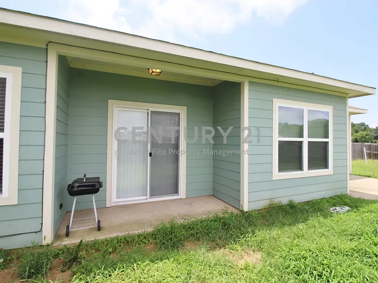 112 Bridle Ct — Photo 22