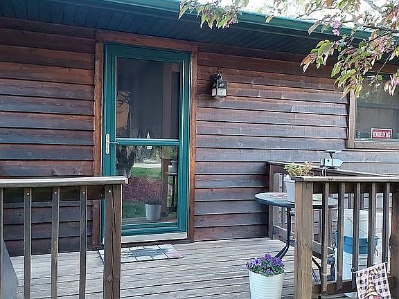 Front deck and door 