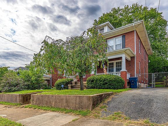 2nd image of 1002 Murray Ave SE