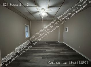 824 Scull St APT 2, Lebanon, PA 17046