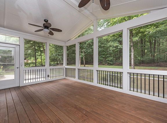 4th image of 7201 Three Wood Dr