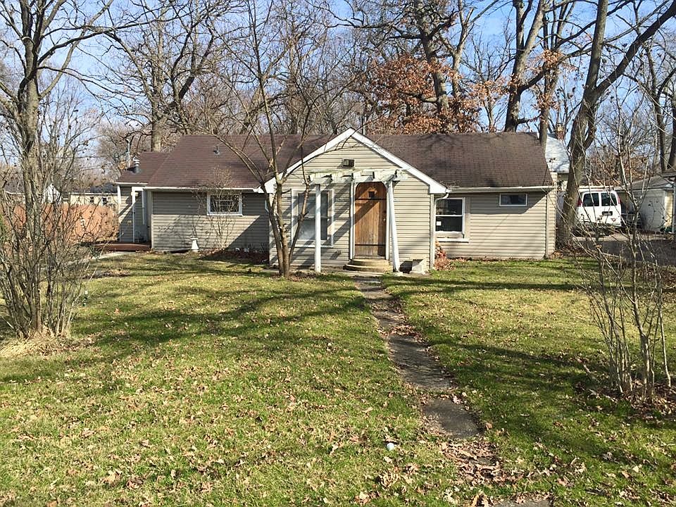 1st image of 2931 Oak St