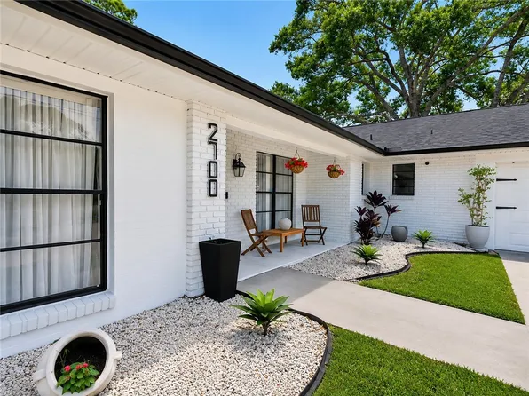 2700 16th St, Vero Beach, FL 32960