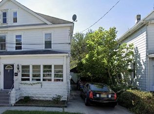16 Capitol St, Paulsboro, NJ