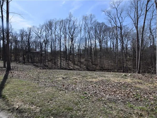 109 Fox Trace Ct, Thomasville, NC 27360