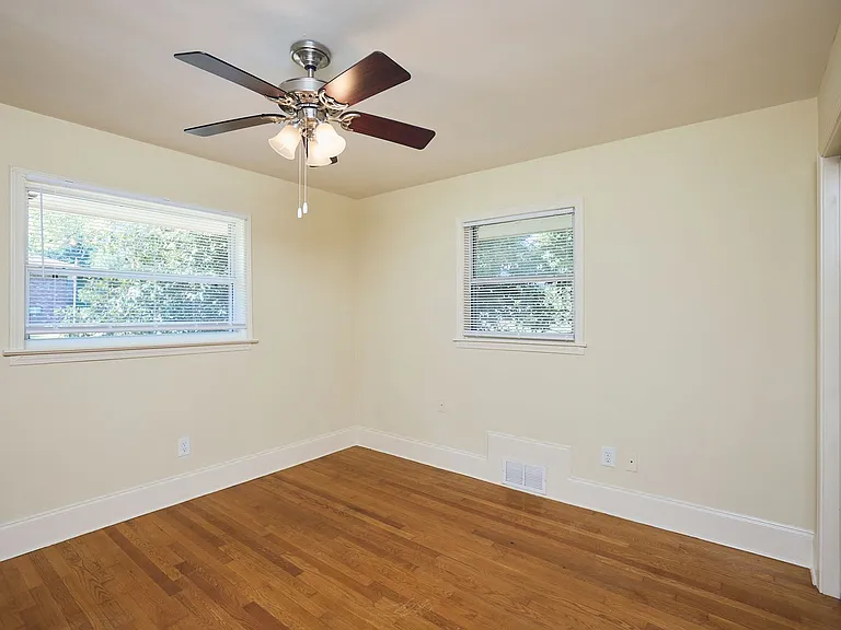 1950 Farris Dr — Photo 10