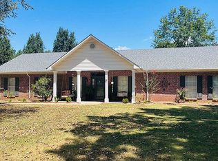 108 King Dr, Calhoun City, MS 38916