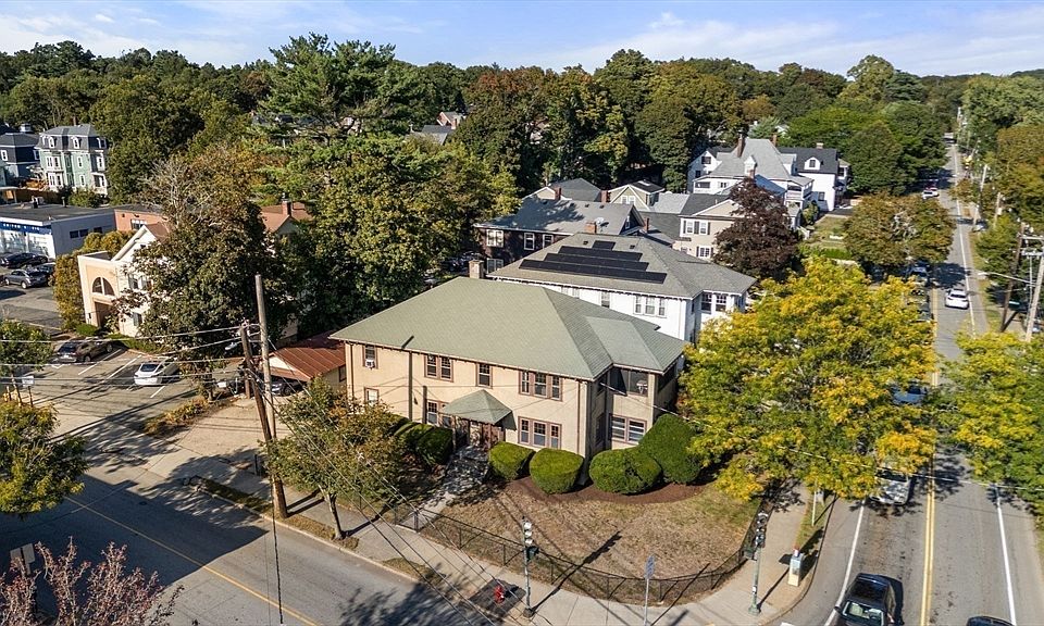 1st image of 1629 Centre St