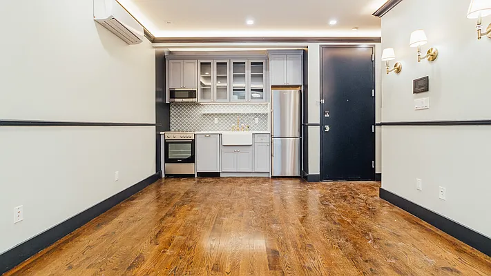 Rented by Nooklyn NYC LLC | media 1