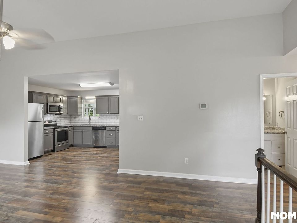 1st image of 3380 Shelia Dr