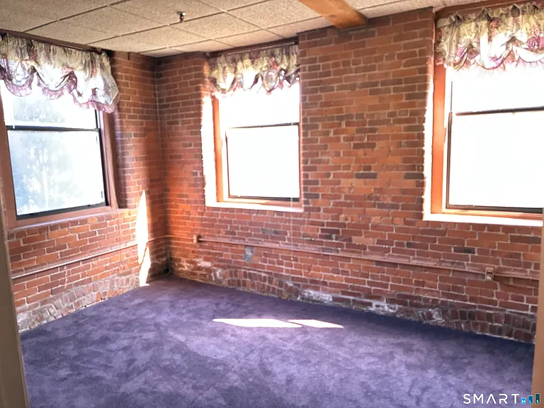 222 Williams St E #112 — Photo 2