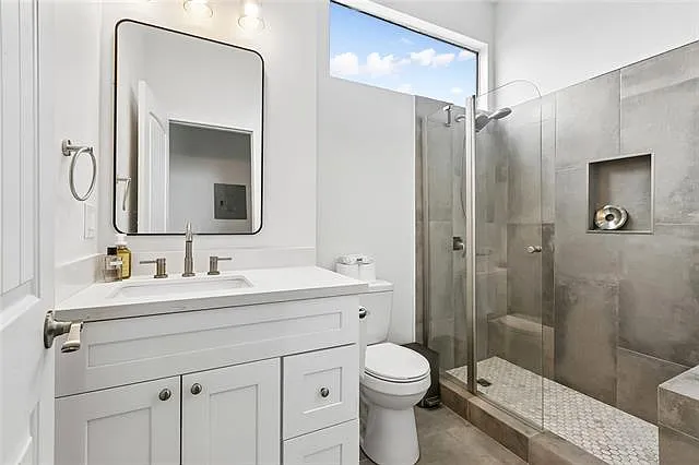 432 Delery St — Photo 9