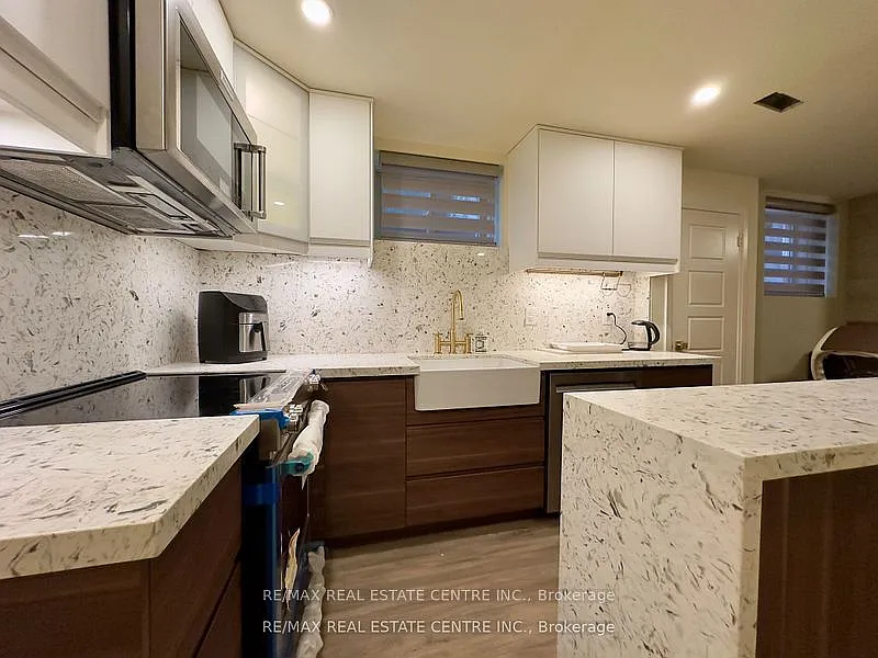 2 bed, $2,500 — Photo 3