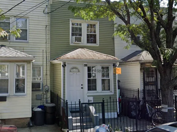 118-25 152nd Street, Jamaica, NY 11434