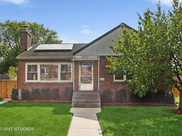5045 Crain St, Skokie, IL 60077
