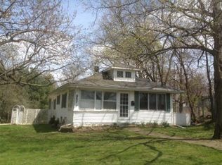 357 Campbell St, Valparaiso, IN 46385