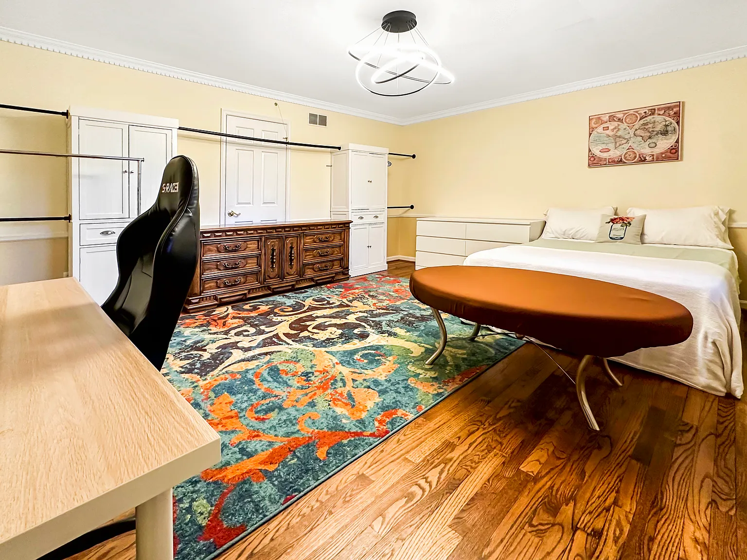 1 bed, 6400 sqft, $1,800 — Photo 3