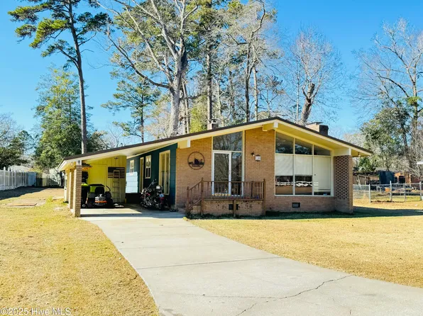 1109 Mary Lane, Whiteville, NC 28472