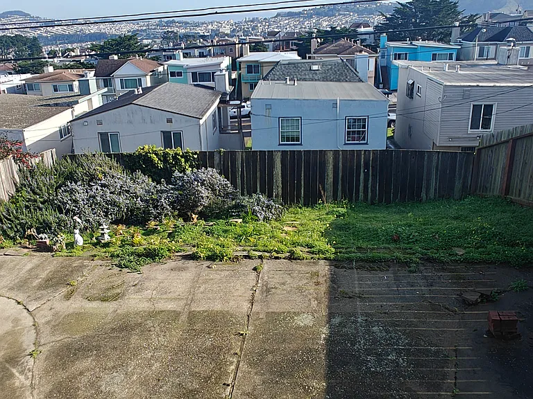 35 Avalon Dr — Photo 33