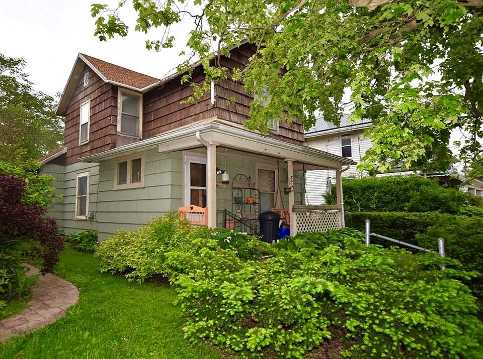 1st image of 474 Davids St