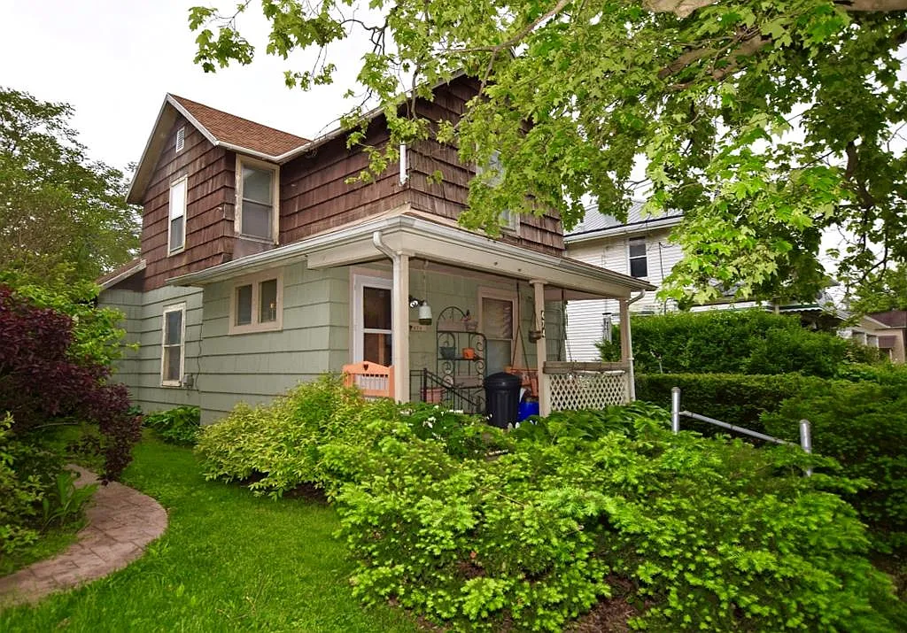 474 Davids St photo 1