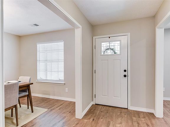 3rd image of 4915 Red Lantern Dr