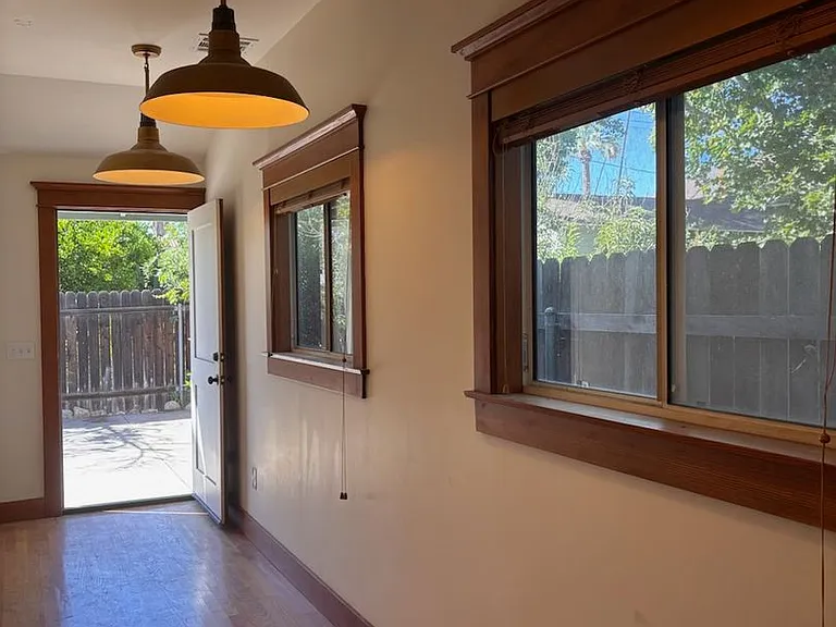 14 Grant St — Photo 27