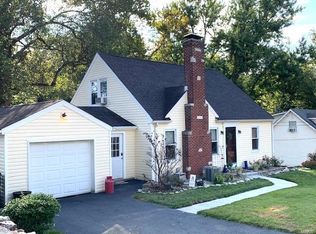 9308 Circle Dr, Belleville, IL