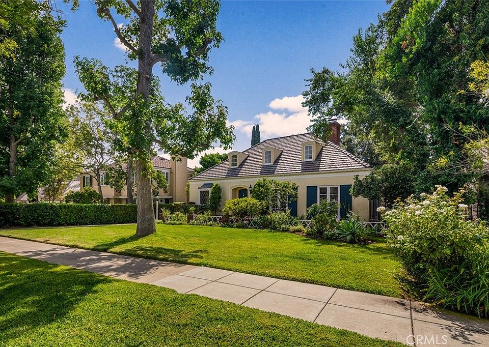 1st image of 2370 Melville Dr