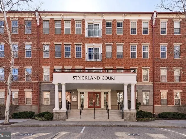 500 Admirals Way APT 231, Philadelphia, PA 19146