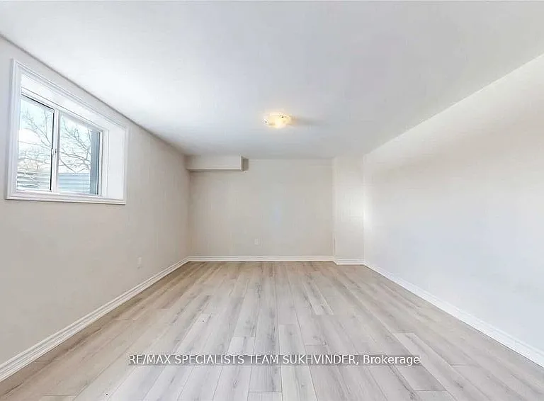 245 A Andy Cres #LOWER — Photo 2