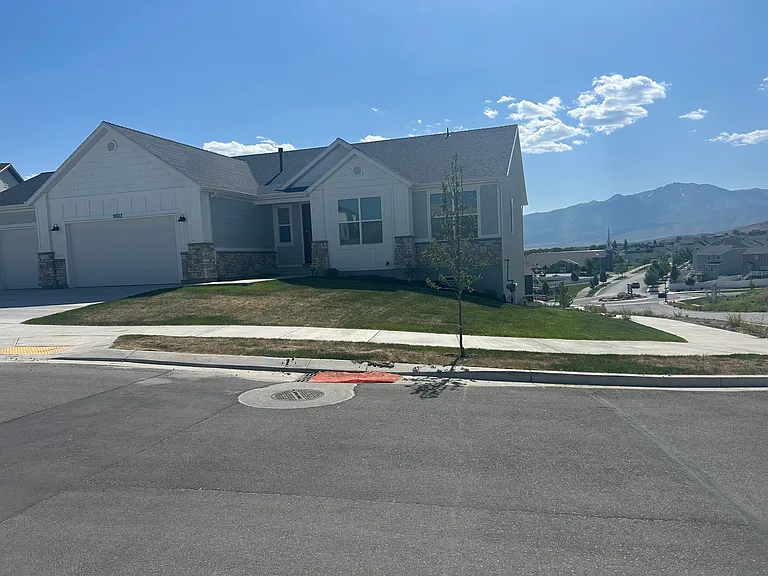 9603 N Bluebell Dr — Photo 1