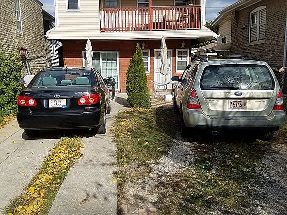 4th image of 5122 W Wrightwood Ave