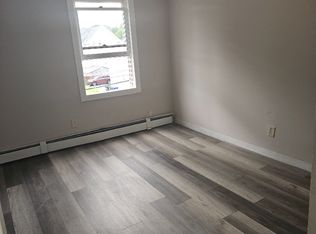 95 Oakland Ave FLOOR 3, Providence, RI 02908