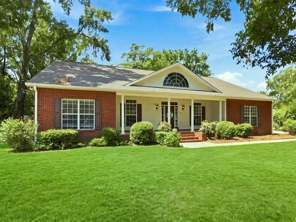 185 Hidden Springs Ct, Dothan, AL 36305