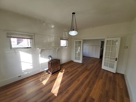 3rd image of 1421 D St