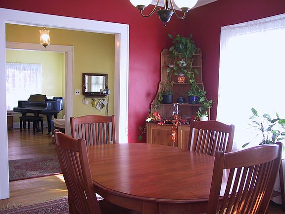 Dining Room to Hallway