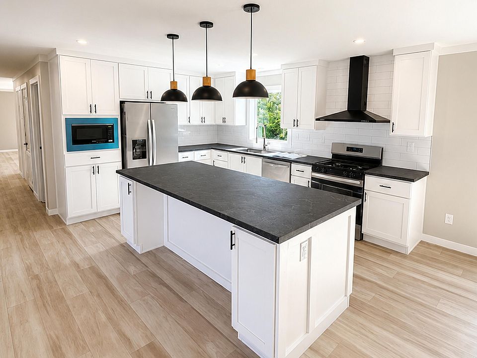 2nd image of 56 Thomas Rd