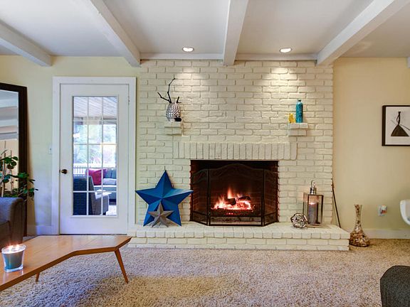 3rd image of 6445 Woodbrook Dr SE
