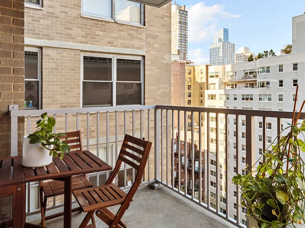 444 East 86th Street image 10 of 10